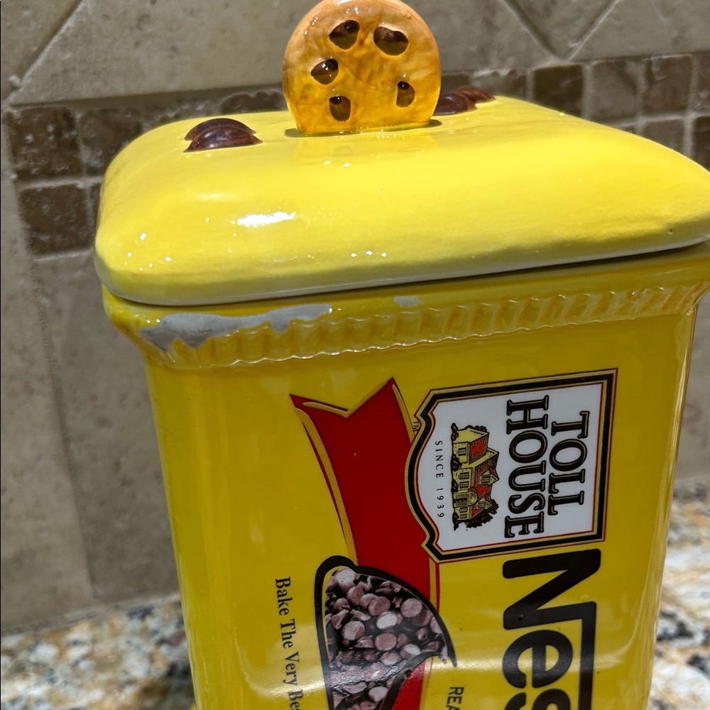 Nestle Toll House Recipe Cookie Jar - Picture 7 of 12